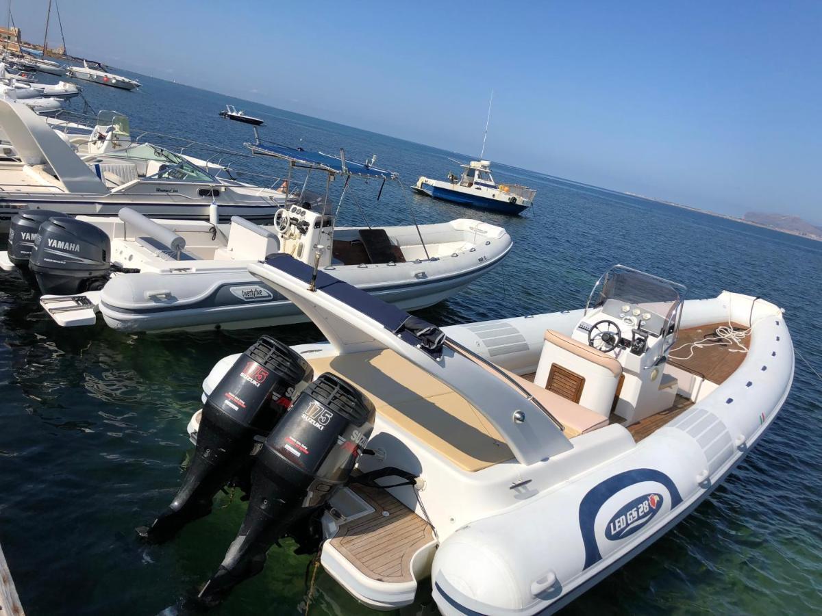 Casale Belvedere Vista Mare 3*