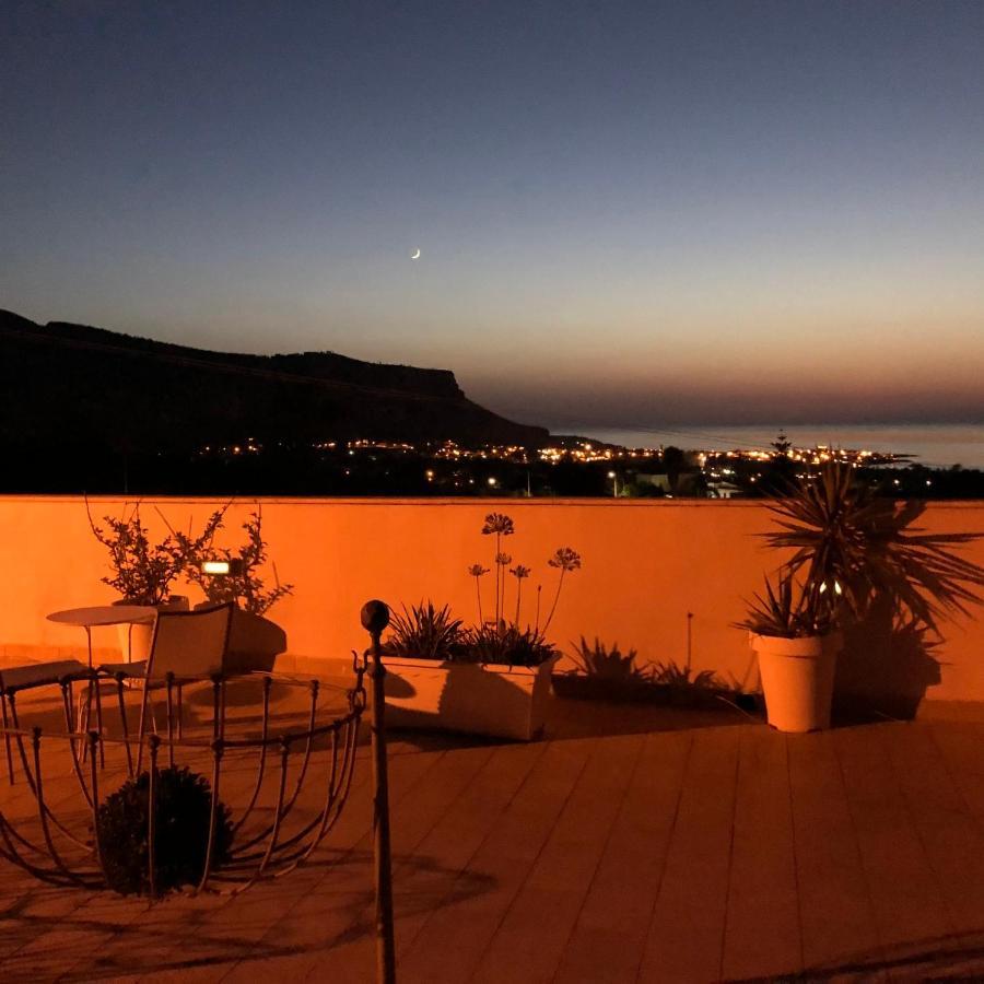 Casale Belvedere Vista Mare Bed and breakfast 3*