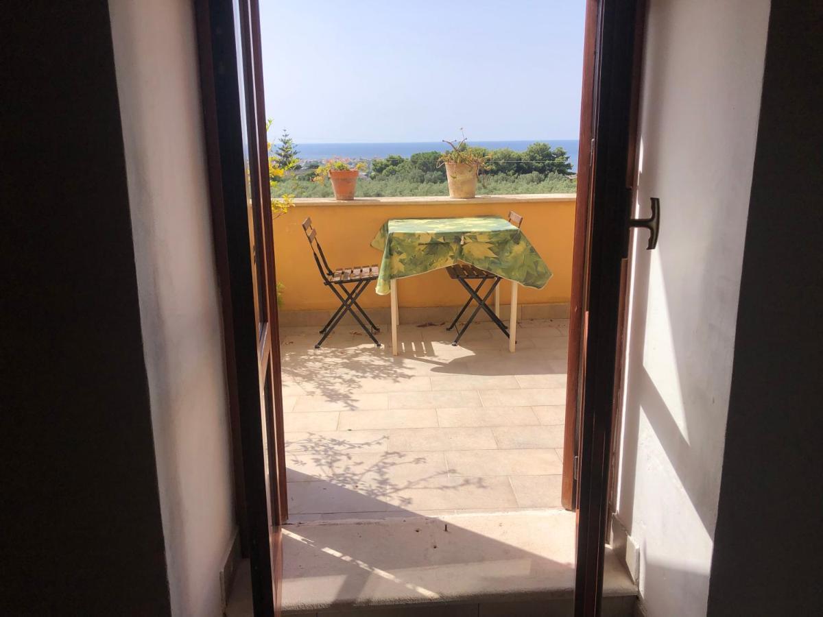Casale Belvedere Vista Mare Bed and breakfast Valderice