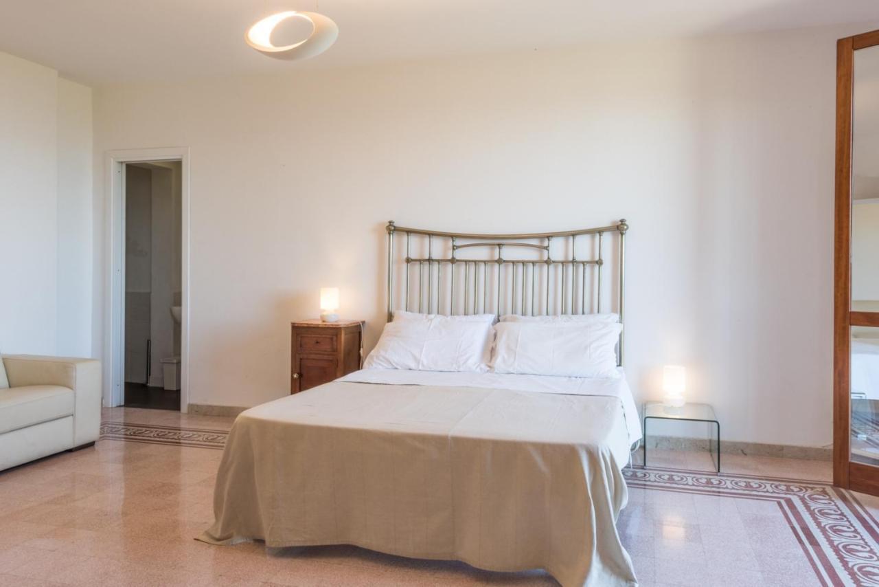 Casale Belvedere Vista Mare Bed and breakfast Valderice