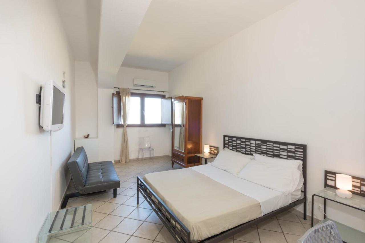 Casale Belvedere Vista Mare 3*